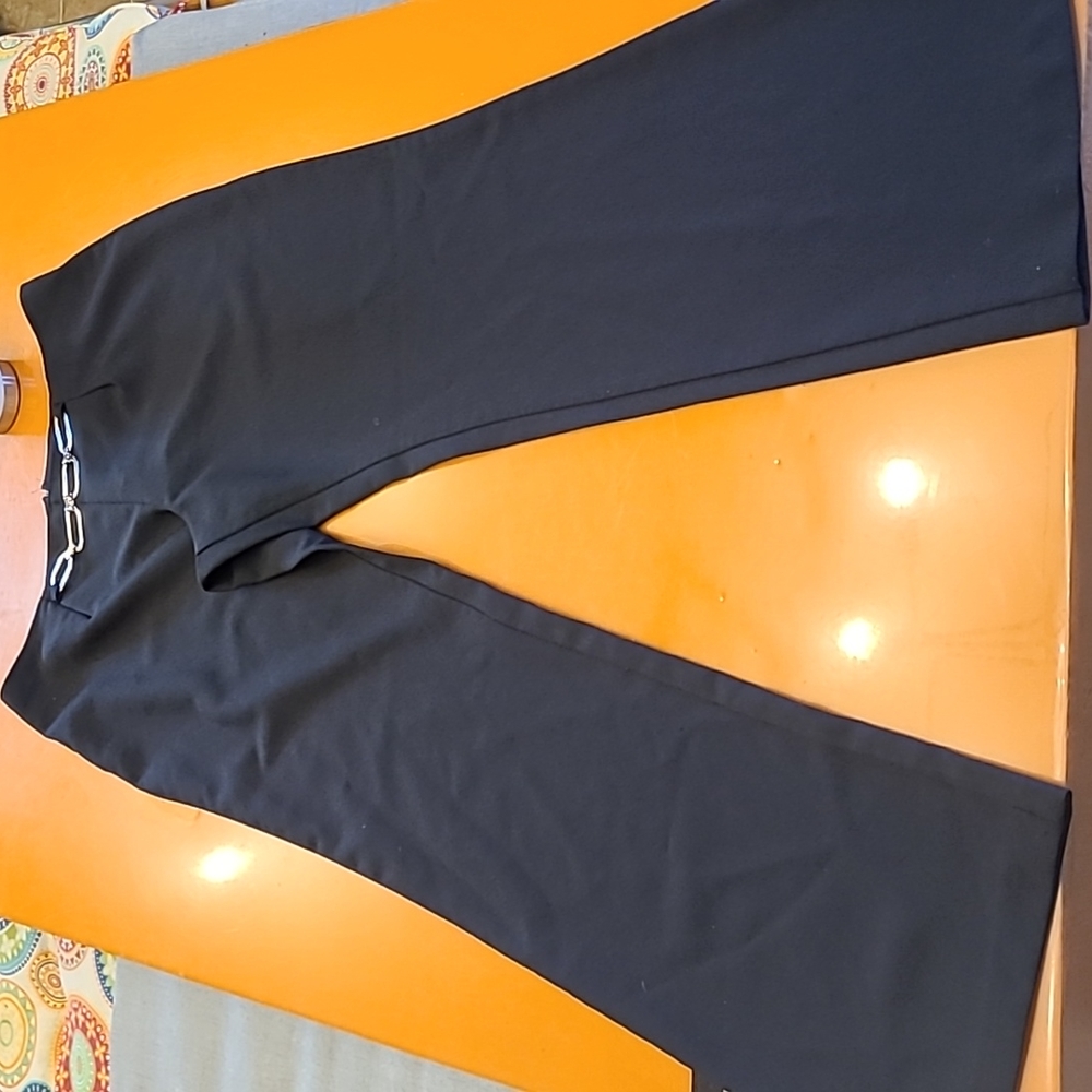 Point of View Women's Black Trousers, size says 14, but seem closer to 11/12